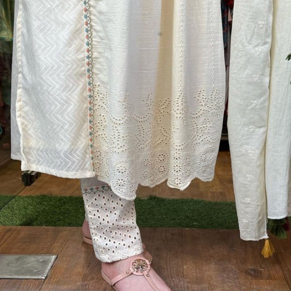 Cotton Chikankari embroidered kurta with pants and stall dupatta set in white co - Picture 4 of 6
